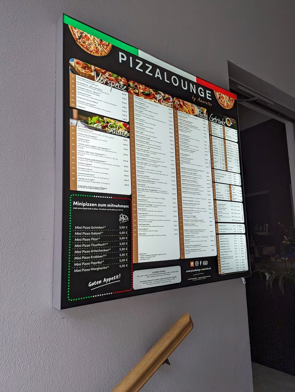 Referenz: Pizzalounge Speisekarte als LED Lightbox