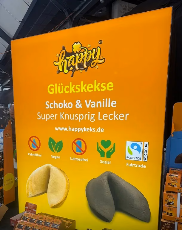 Hinterleuchteter Textildruck in kräftigen Farben